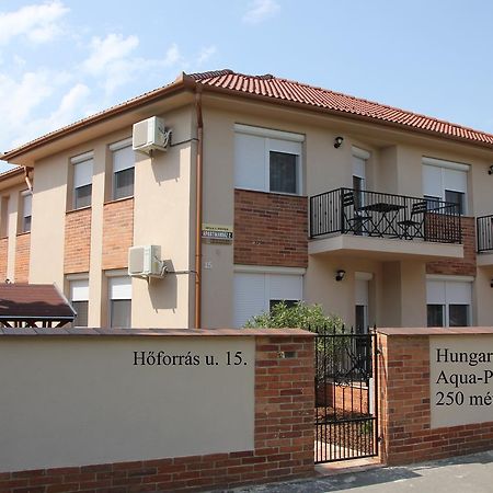 Imola Es Andrea Apartmanhaz 2 Hajdúszoboszló Εξωτερικό φωτογραφία