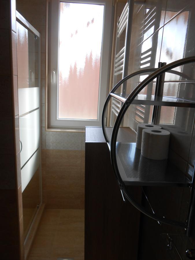 Imola Es Andrea Apartmanhaz 2 Hajdúszoboszló Εξωτερικό φωτογραφία